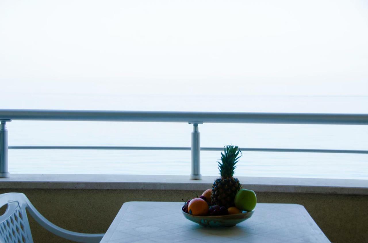 Hotel Vala Durrës Zewnętrze zdjęcie